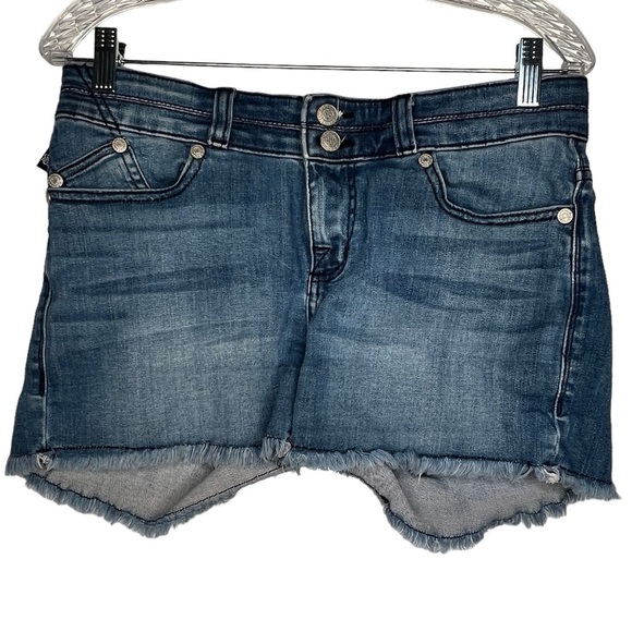 Rock & Republic Denim Shorts - Picture 1 of 5